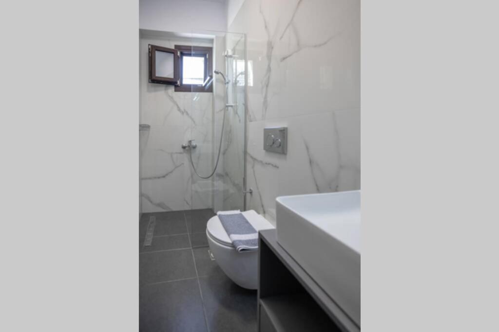 Mela Luxury Apartments Maroulás Exteriér fotografie