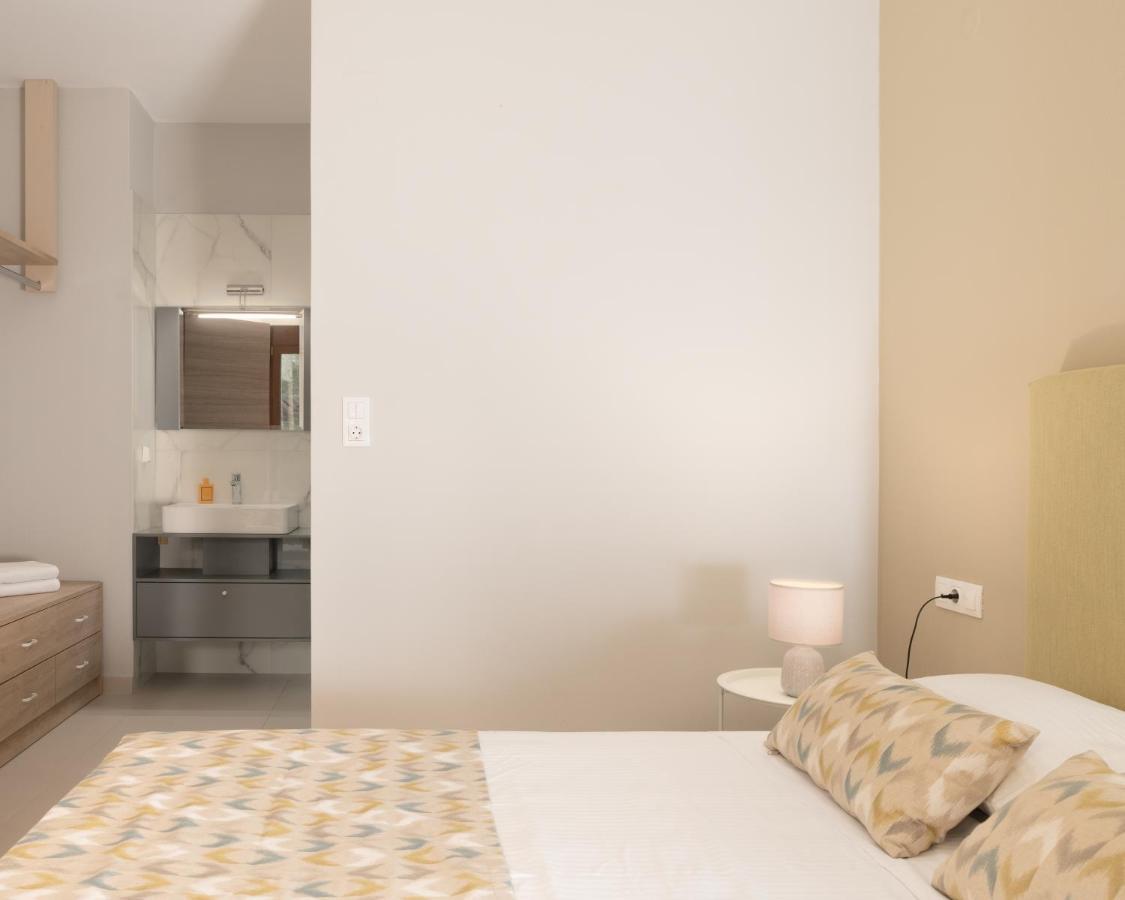 Mela Luxury Apartments Maroulás Exteriér fotografie
